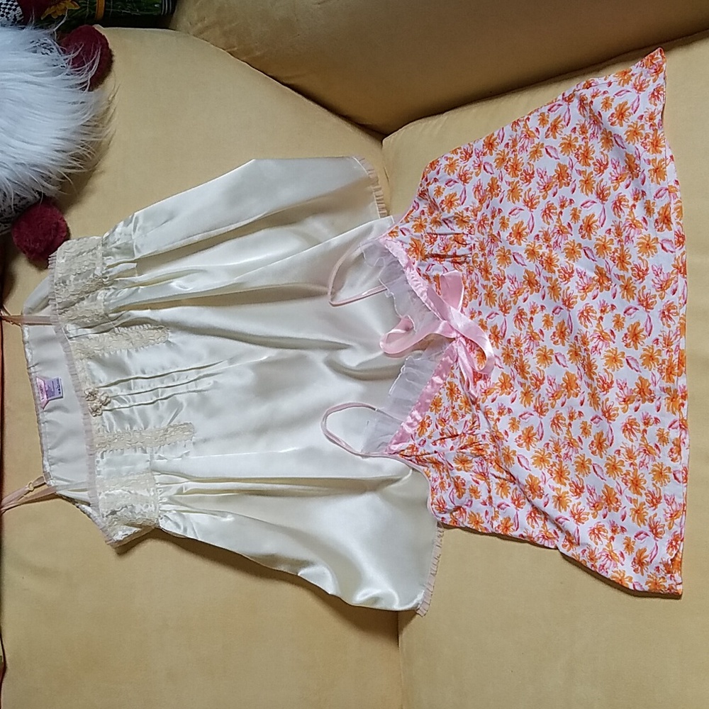 Kenzie cream satin, Soho stretch cotton floral camisoles size large.